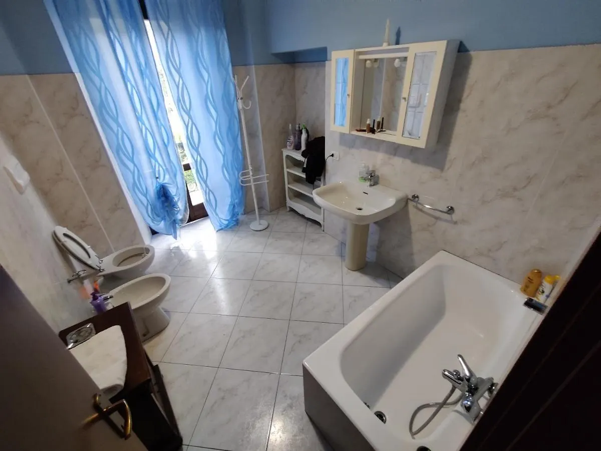 Da Marino - Bed & Breakfast Sant'Omobono Imagna 0*,